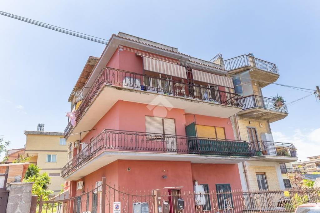 appartamento in vendita a Roma in zona Prenestino-Labicano