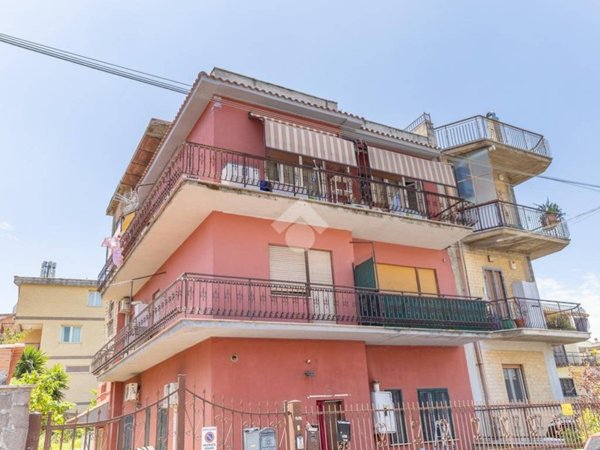 appartamento in vendita a Roma in zona Finocchio