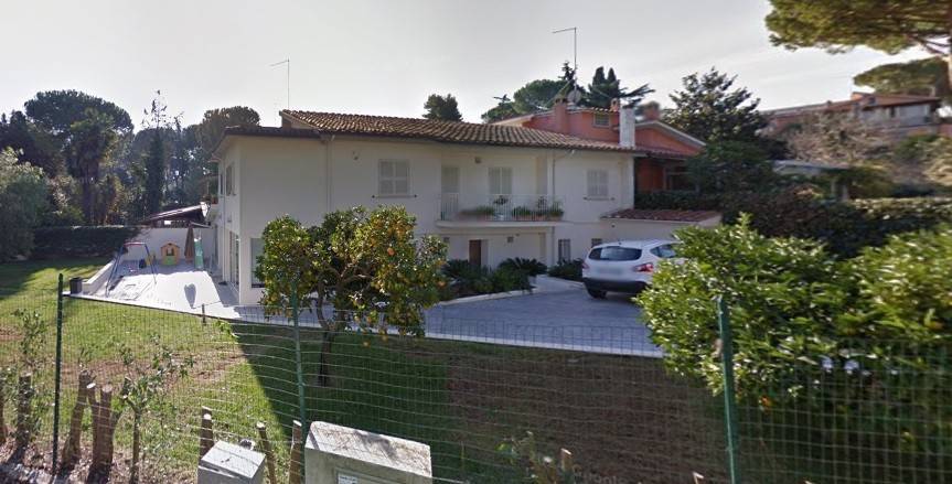 casa indipendente in vendita a Roma in zona Massimina/Casal Lumbroso