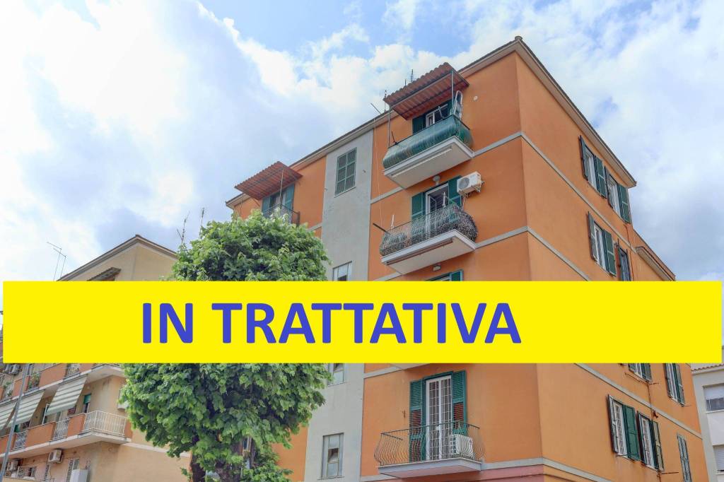appartamento in vendita a Roma in zona Prenestino-Centocelle