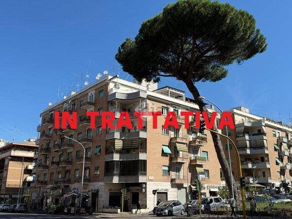 appartamento in vendita a Roma in zona Tuscolano