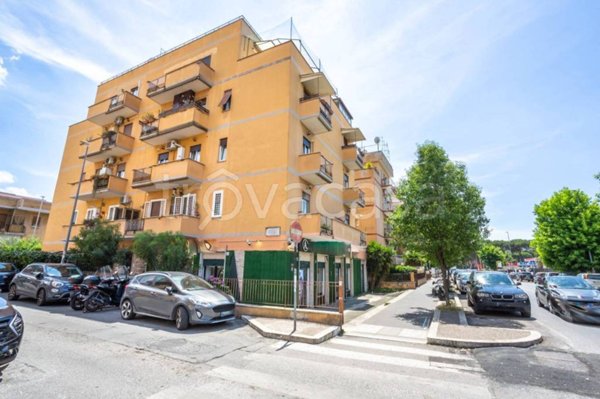 appartamento in vendita a Roma in zona Primavalle