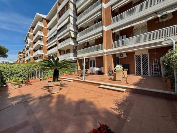 appartamento in vendita a Roma in zona Aurelio
