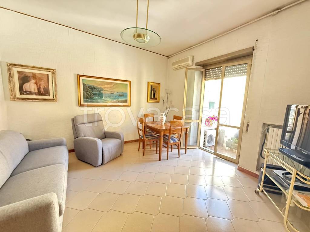 appartamento in vendita a Roma in zona Prenestino-Centocelle