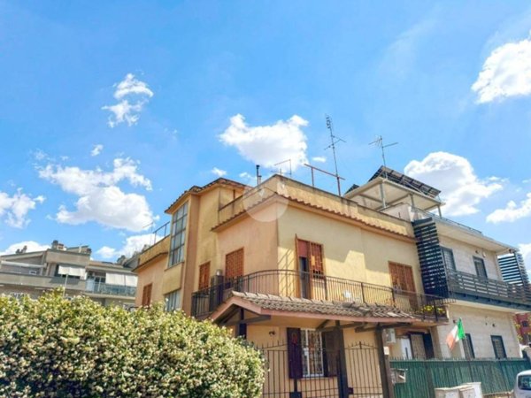 appartamento in vendita a Roma in zona Romanina