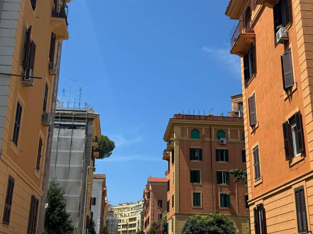 appartamento in vendita a Roma in zona Nomentano