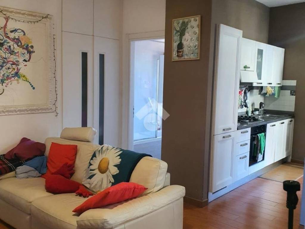 appartamento in vendita a Roma in zona Tuscolano