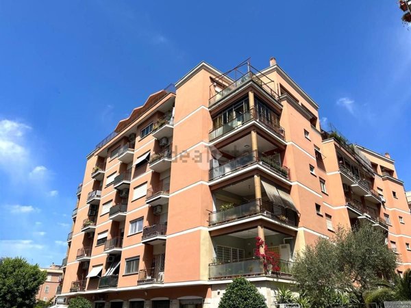 appartamento in vendita a Roma in zona Prenestino-Centocelle