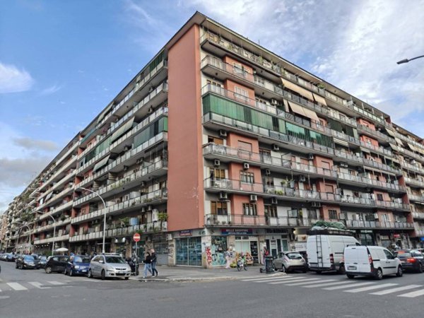 appartamento in vendita a Roma in zona Don Bosco