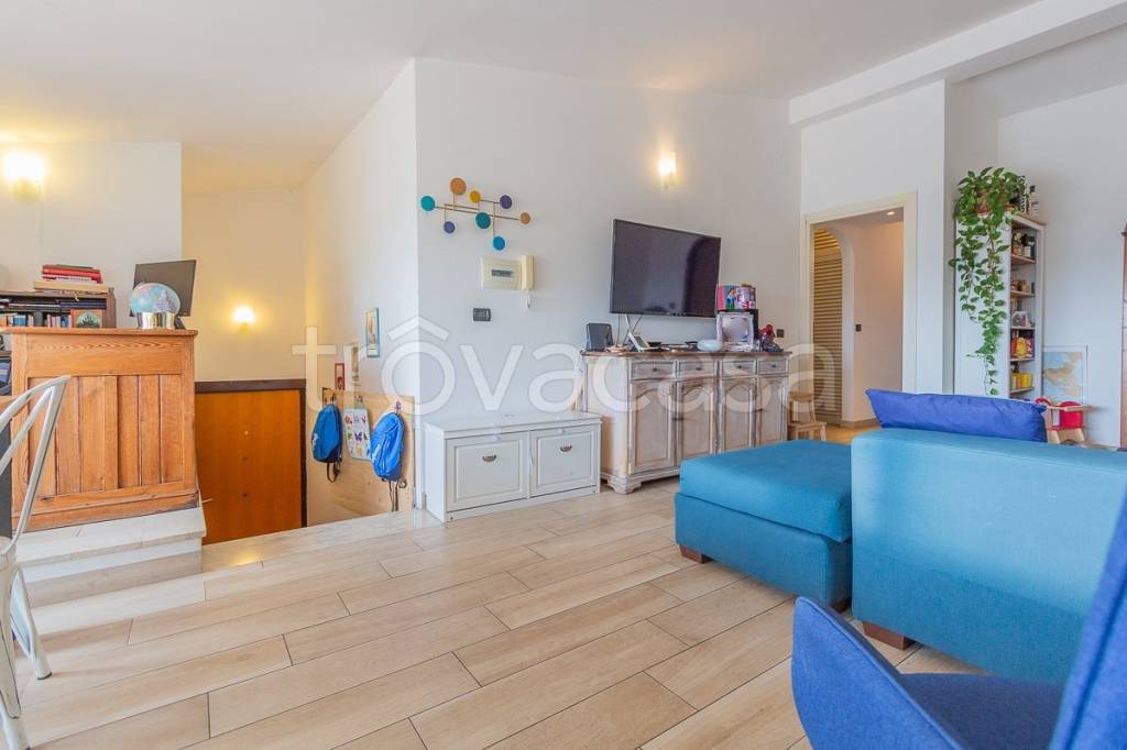 appartamento in vendita a Roma in zona EUR