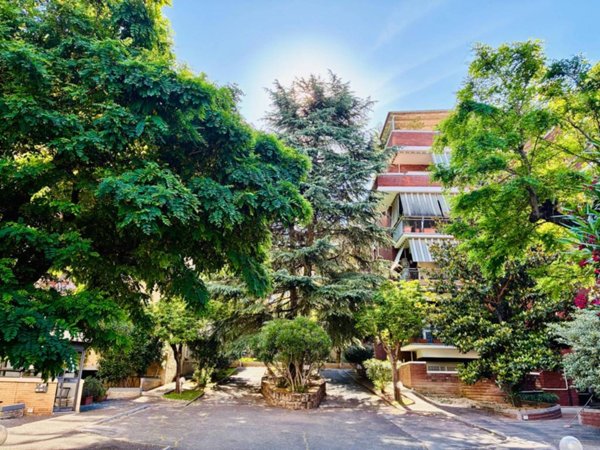 appartamento in vendita a Roma in zona Gianicolense