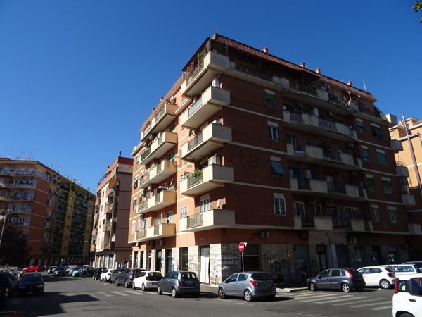 appartamento in vendita a Roma in zona Prenestino-Centocelle