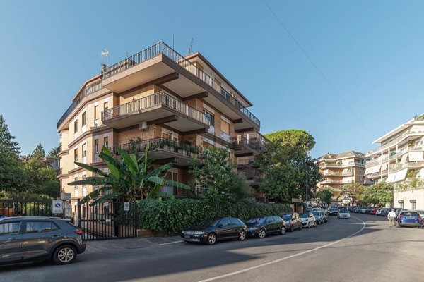 appartamento in vendita a Roma in zona Tor di Quinto