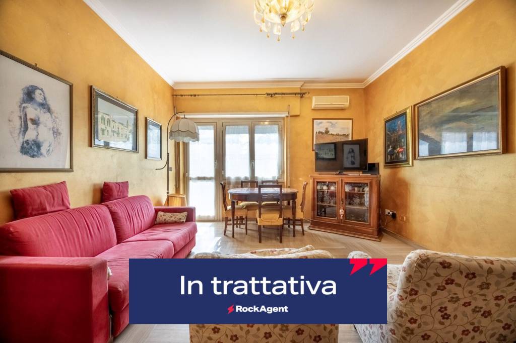 appartamento in vendita a Roma in zona Prenestino-Labicano