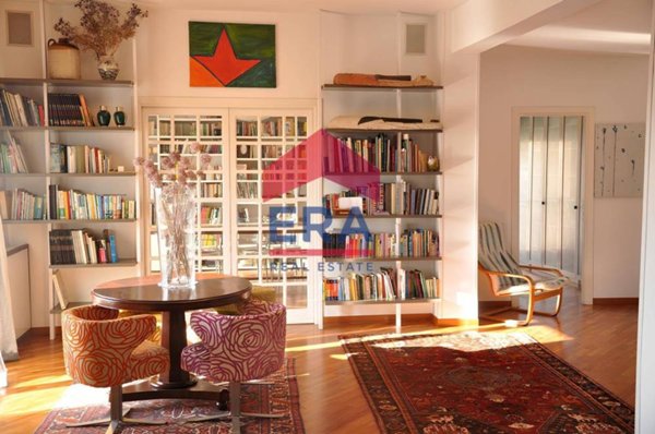 appartamento in vendita a Roma in zona EUR