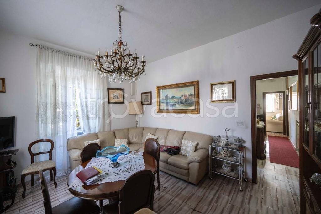 appartamento in vendita a Roma in zona Prenestino-Labicano