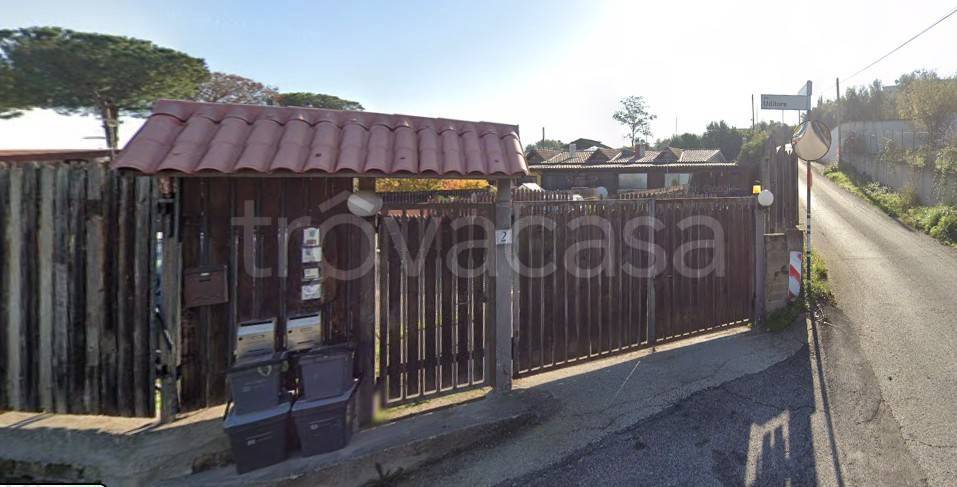 appartamento in vendita a Roma in zona Finocchio
