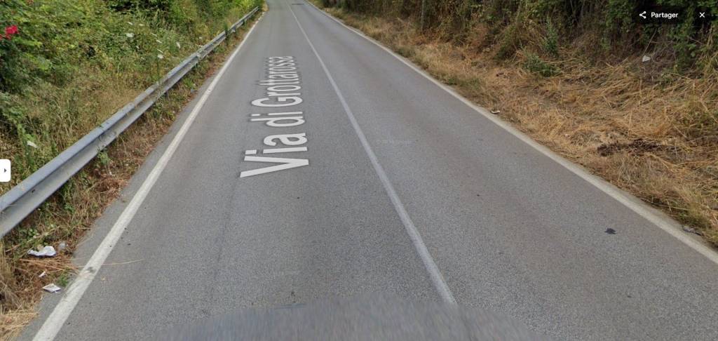 terreno agricolo in vendita a Roma in zona Tomba di Nerone