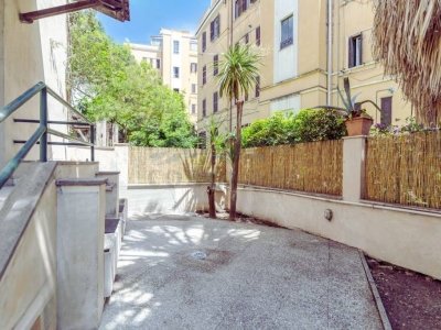 appartamento in vendita a Roma in zona Gianicolense