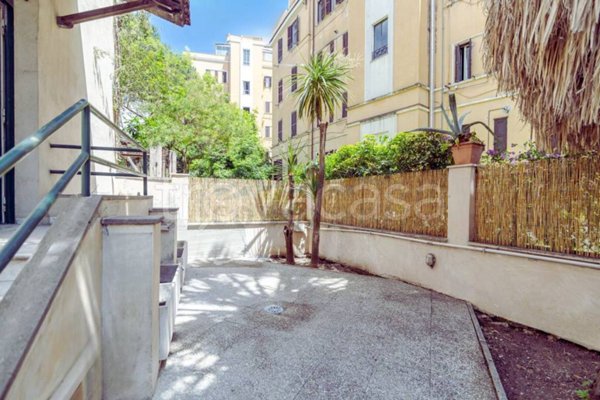 appartamento in vendita a Roma in zona Gianicolense