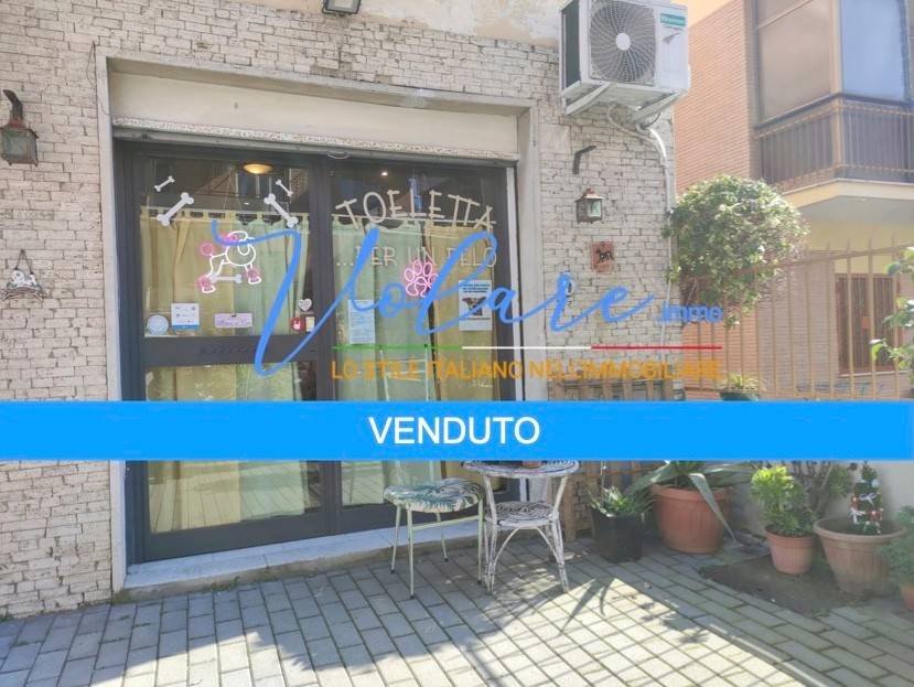 negozio in vendita a Roma in zona Primavalle