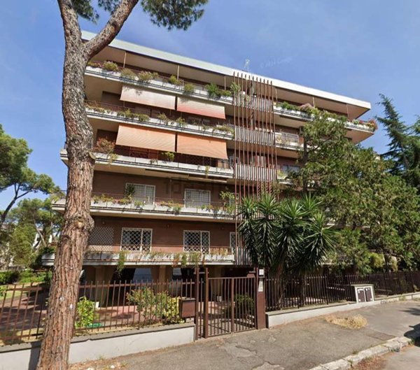 appartamento in vendita a Roma in zona Mostacciano