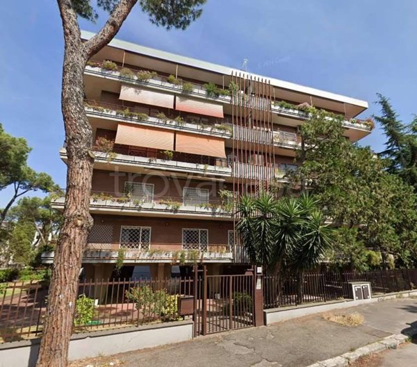 appartamento in vendita a Roma in zona Mostacciano