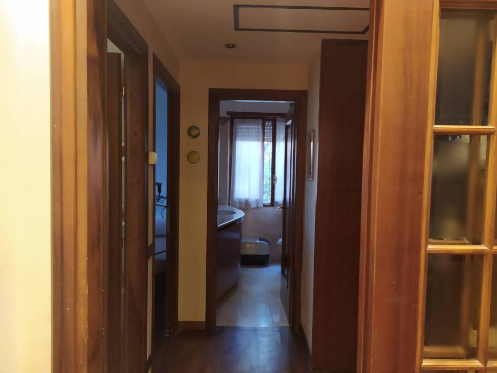 appartamento in vendita a Roma in zona Torre Gaia