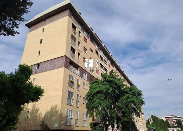appartamento in vendita a Roma in zona Don Bosco