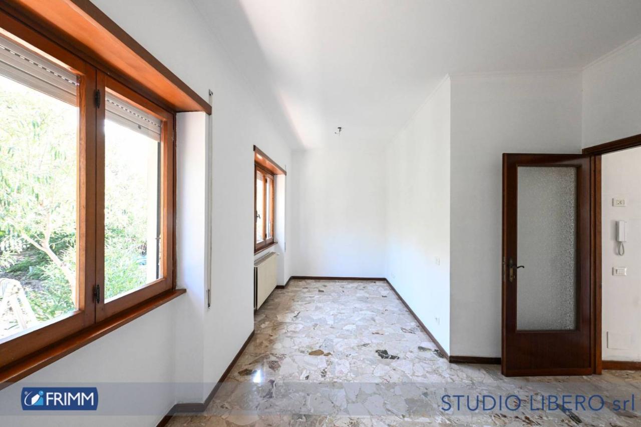 appartamento in vendita a Roma in zona Vitinia
