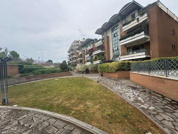 appartamento in vendita a Roma in zona Ostiense