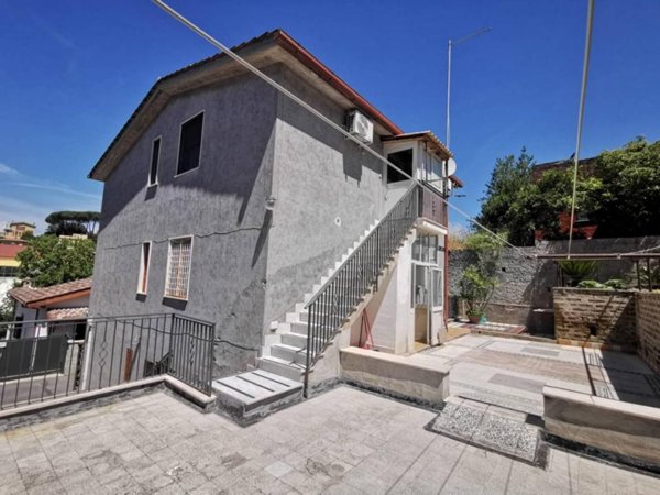 appartamento in vendita a Roma in zona Centro Storico