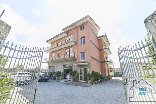 casa indipendente in vendita a Roma in zona Finocchio