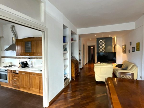 appartamento in vendita a Roma in zona Ardeatino