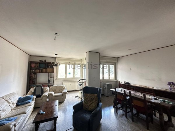 appartamento in vendita a Roma in zona Spinaceto