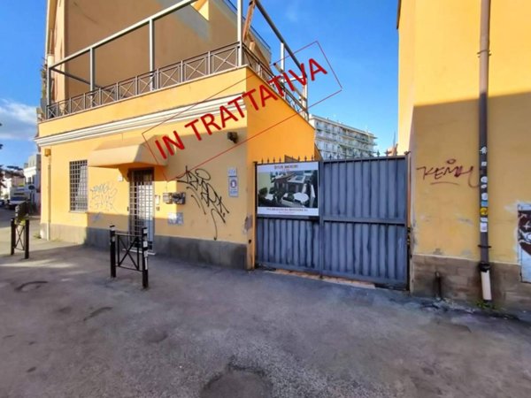 casa indipendente in vendita a Roma in zona Prenestino-Labicano