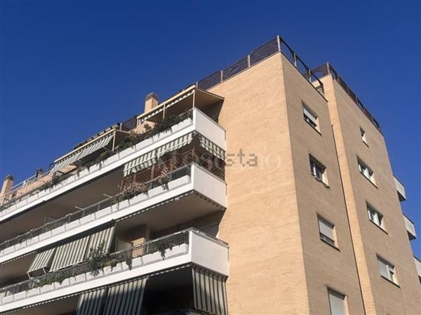 appartamento in vendita a Roma in zona Ostia