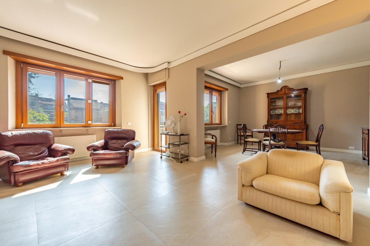 casa indipendente in vendita a Roma in zona Tre Pini - Poggio dei Fiori