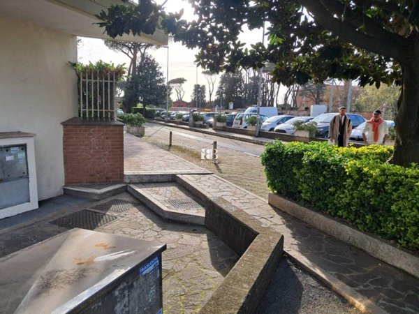 negozio in vendita a Roma