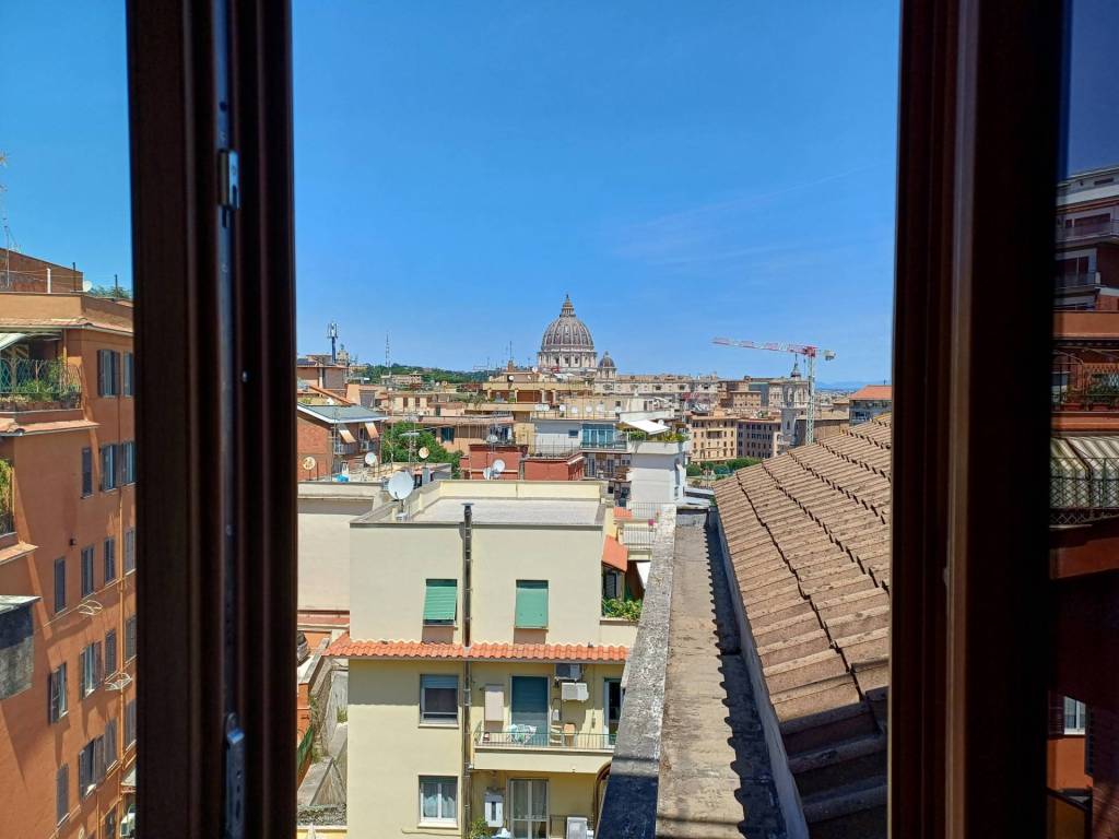 appartamento in vendita a Roma in zona Aurelio