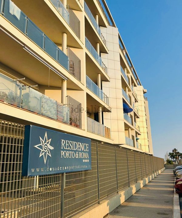 appartamento in vendita a Roma in zona Ostia
