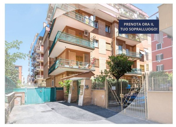 appartamento in vendita a Roma in zona Prenestino-Centocelle