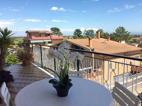 appartamento in vendita a Roma in zona Massimina/Casal Lumbroso