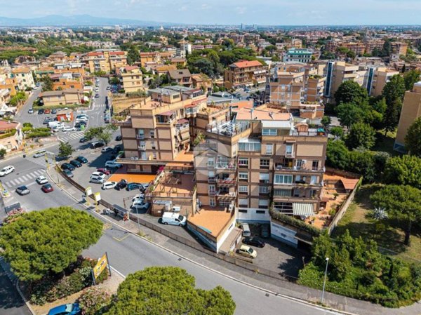 appartamento in vendita a Roma in zona Portuense