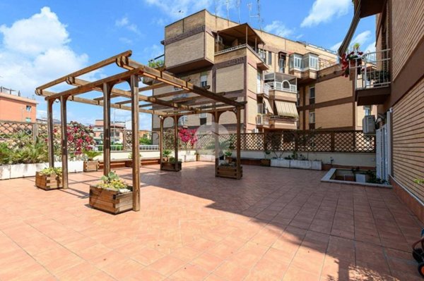 appartamento in vendita a Roma in zona Portuense
