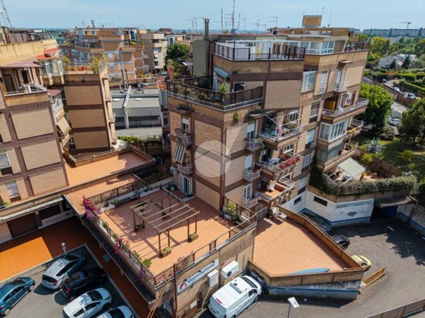 appartamento in vendita a Roma in zona Portuense