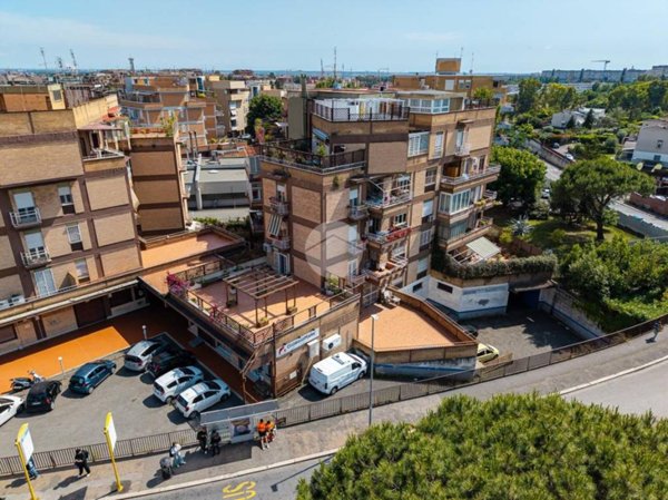 appartamento in vendita a Roma in zona Portuense