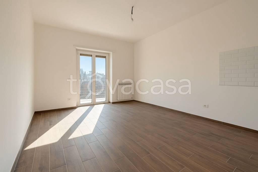 appartamento in vendita a Roma in zona Valle Muricana
