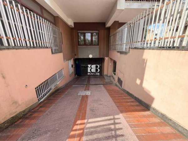 trivano in vendita a Roma in zona Appio Claudio