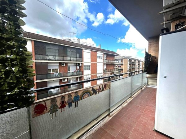 appartamento in vendita a Roma in zona Collatino